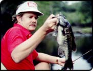 Suwannee Bass - Larry Larsen