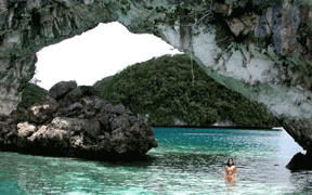 Palau Arch