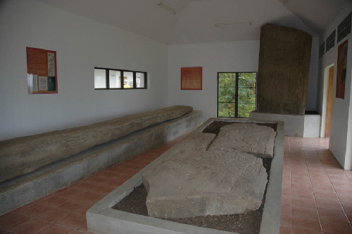 Second largest stela sits on left