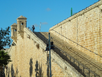 Walls of Acre